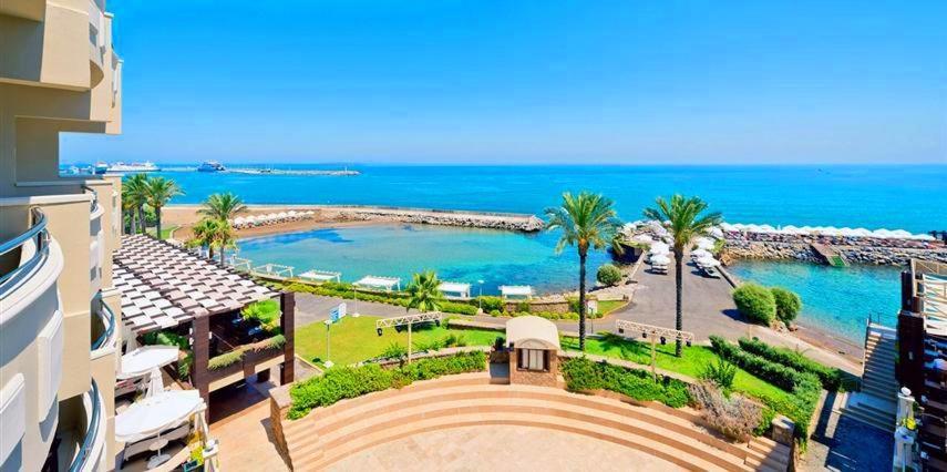 Vuni Palace Premium Hotel & Spa & Casino Beachfront Location ! Kyrenia  Exteriér fotografie